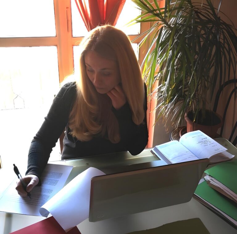 Scopri di più sull'articolo Traduzioni asseverate a Monza e Milano: sono Bolchis Oana Raluca- interprete autorizzata – al tuo servizio.